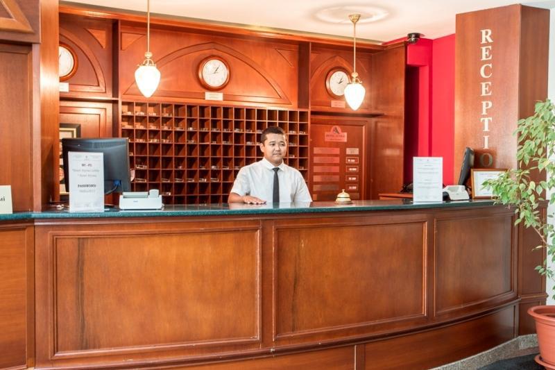 Atyrau Dastan Hotel Екстер'єр фото