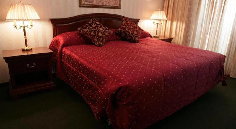 Atyrau Dastan Hotel Екстер'єр фото
