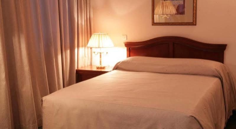 Atyrau Dastan Hotel Екстер'єр фото
